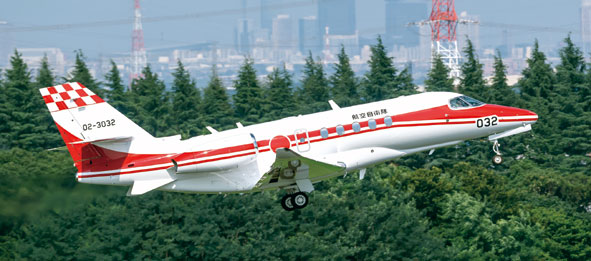 空自入間基地に配備された新鋭飛行点検機U-680A – 旅行業界・航空業界 